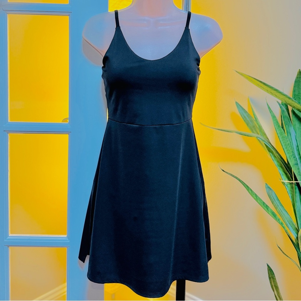 Athletic Black Sleeveless Dress with Self Bra and Detachable Shorts